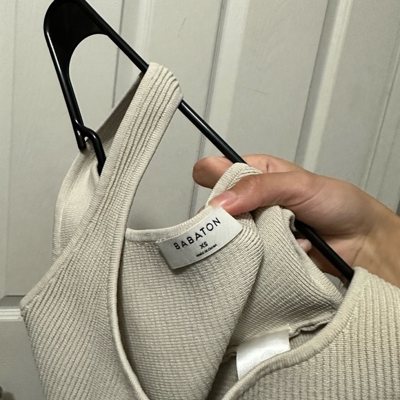 Aritzia Babaton Sculpt Knit Crop Tank - Picture 3 of 3